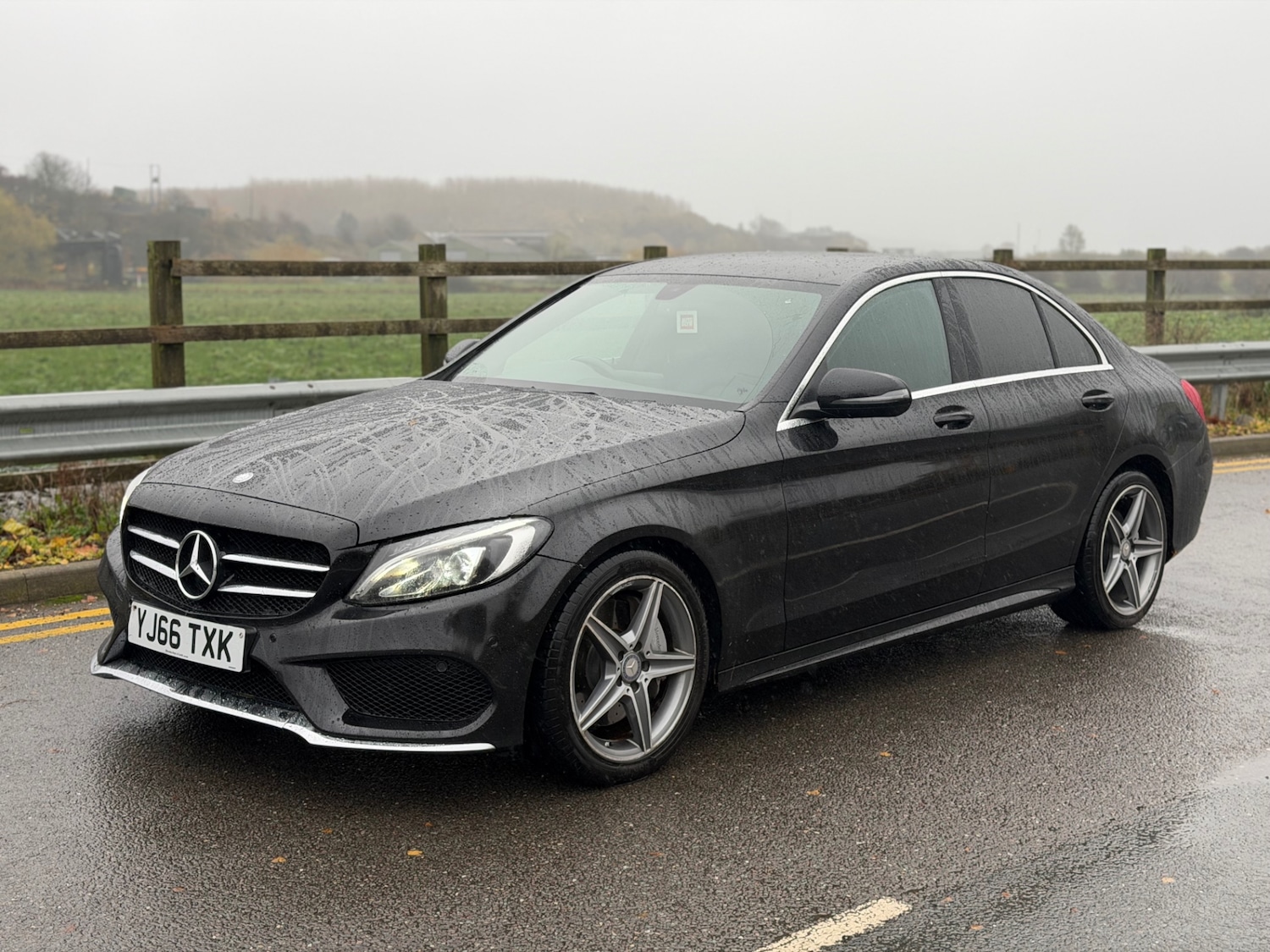 Used Mercedes-Benz C Class 2016 for sale - 76589202: Photo 8