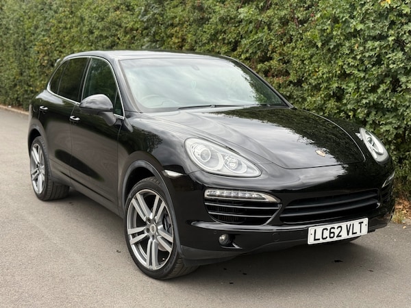 Used Porsche Cayenne 2012 for sale - 76046416: Photo 2