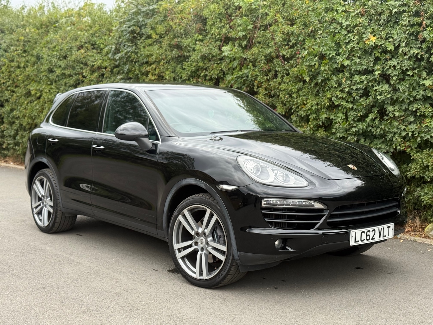 Used Porsche Cayenne 2012 for sale - 76046416: Photo 3