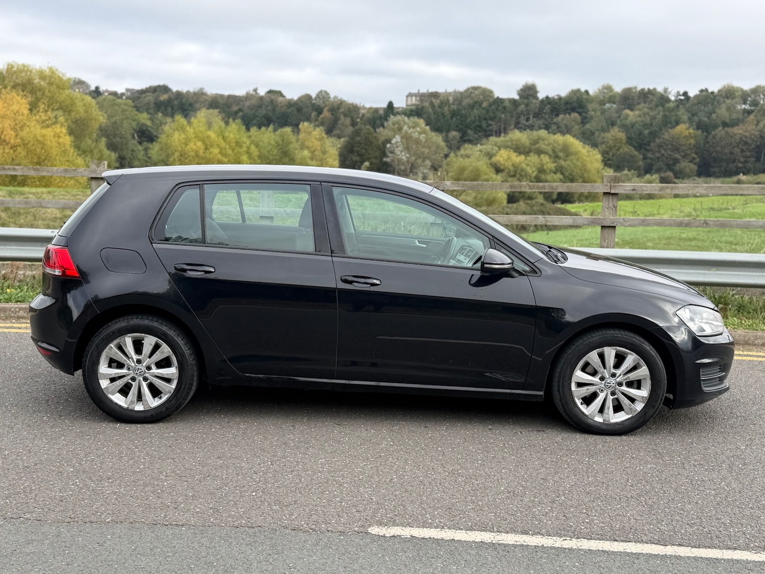 Used Volkswagen Golf 2013 for sale - 76221641: Photo 9