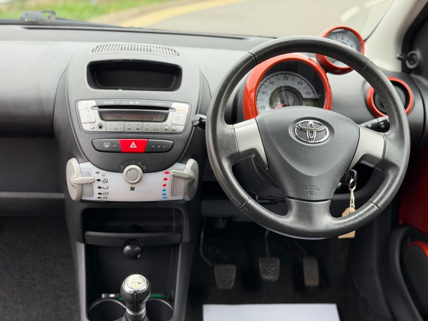 Used Toyota AYGO 2013 for sale - 76184174: Photo 20