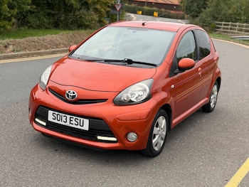Used Toyota AYGO 2013 for sale - 76184174: Photo 4