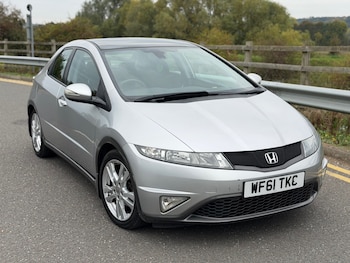Used Honda Civic 2011 for sale - 76309988: Photo 2
