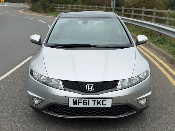 Used Honda Civic 2011 for sale - 76309988: Photo 4
