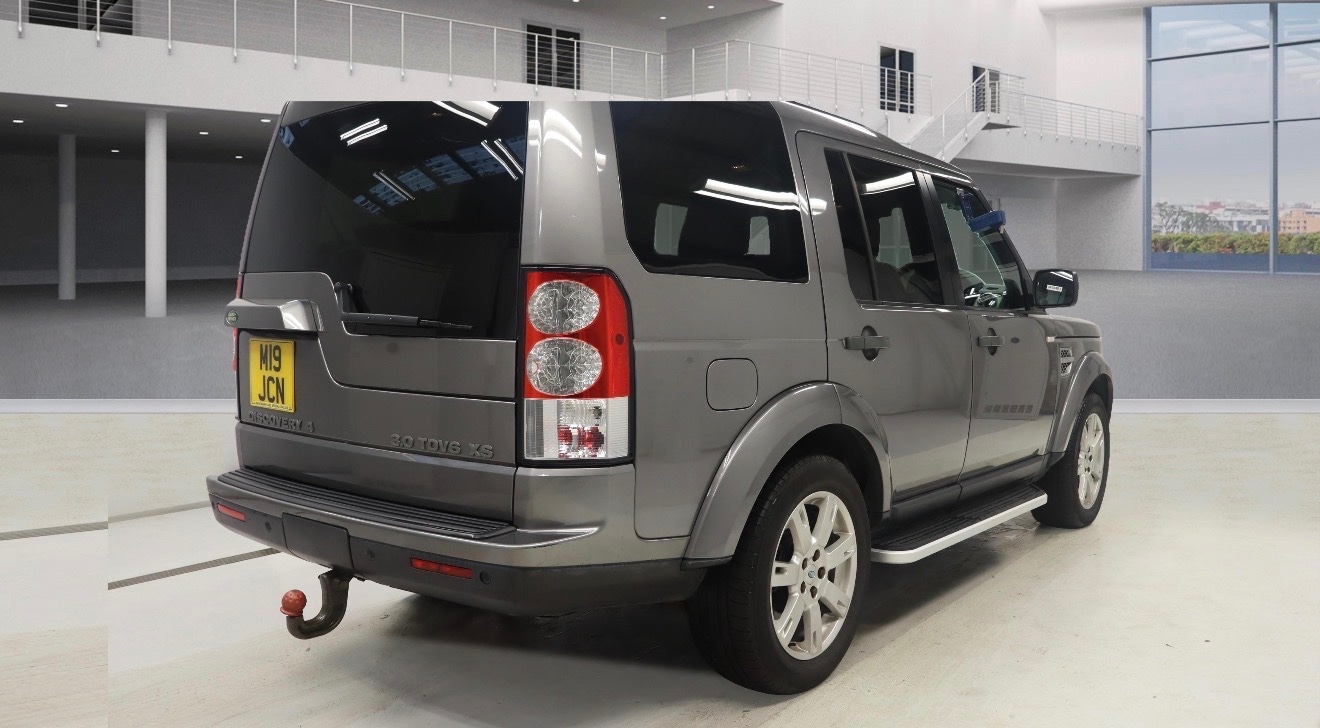 Used Land Rover Discovery 2010 for sale - 76444411: Photo 4