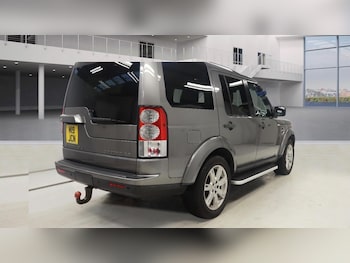Used Land Rover Discovery 2010 for sale - 76444411: Photo