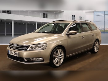 Used Volkswagen Passat 2014 for sale - 76470881: Photo