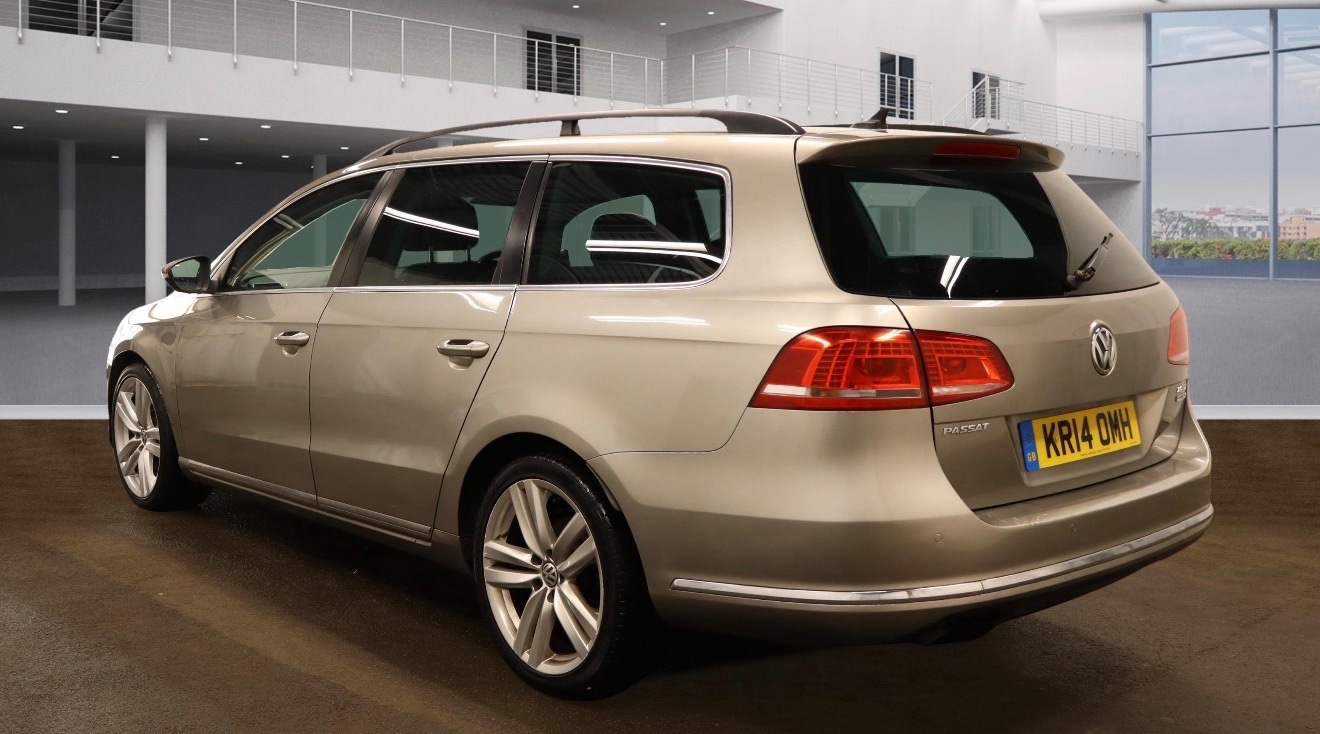 Used Volkswagen Passat 2014 for sale - 76470881: Photo 3