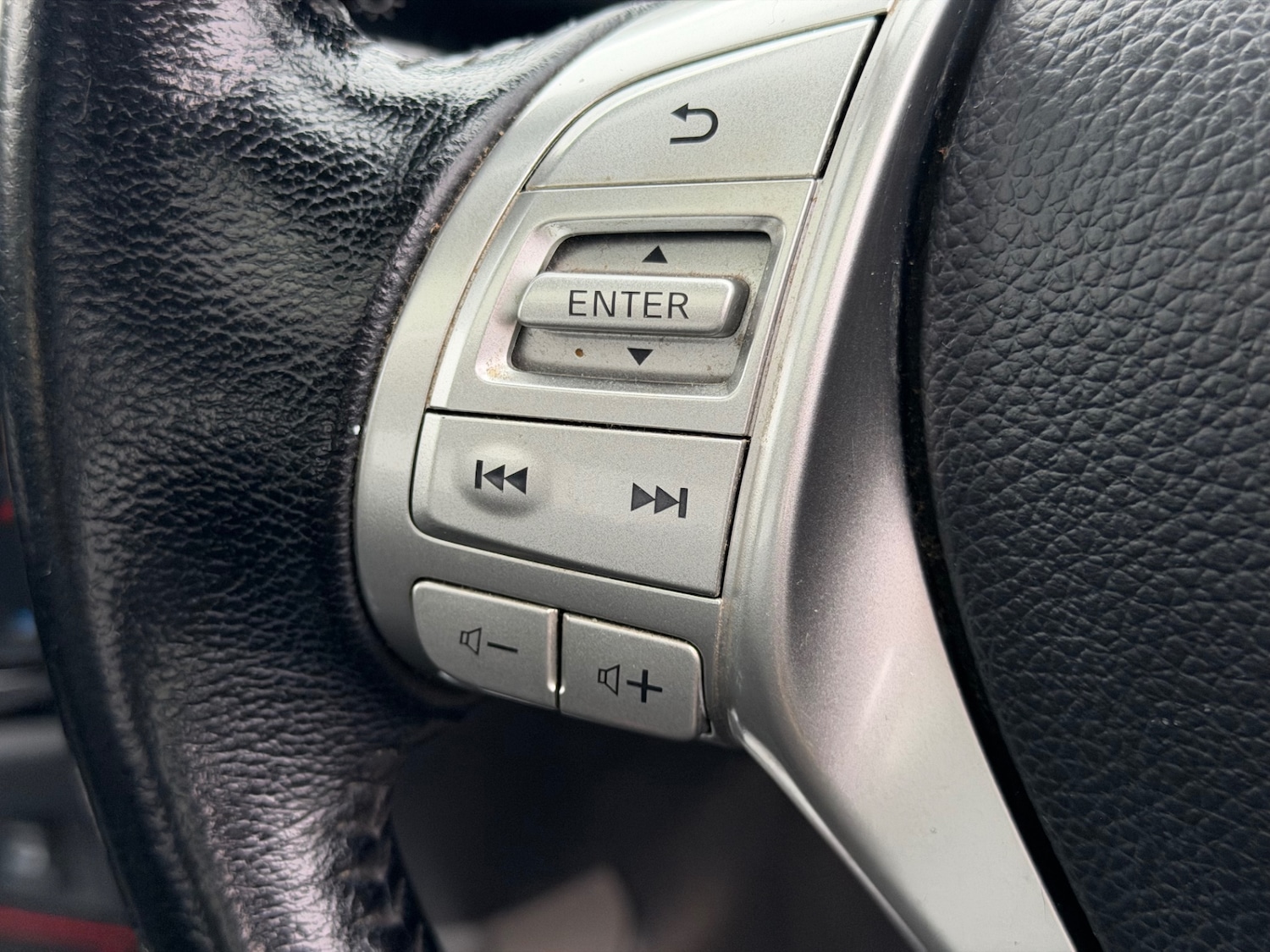 Used Nissan Navara 2021 for sale - 77562778: Photo 42