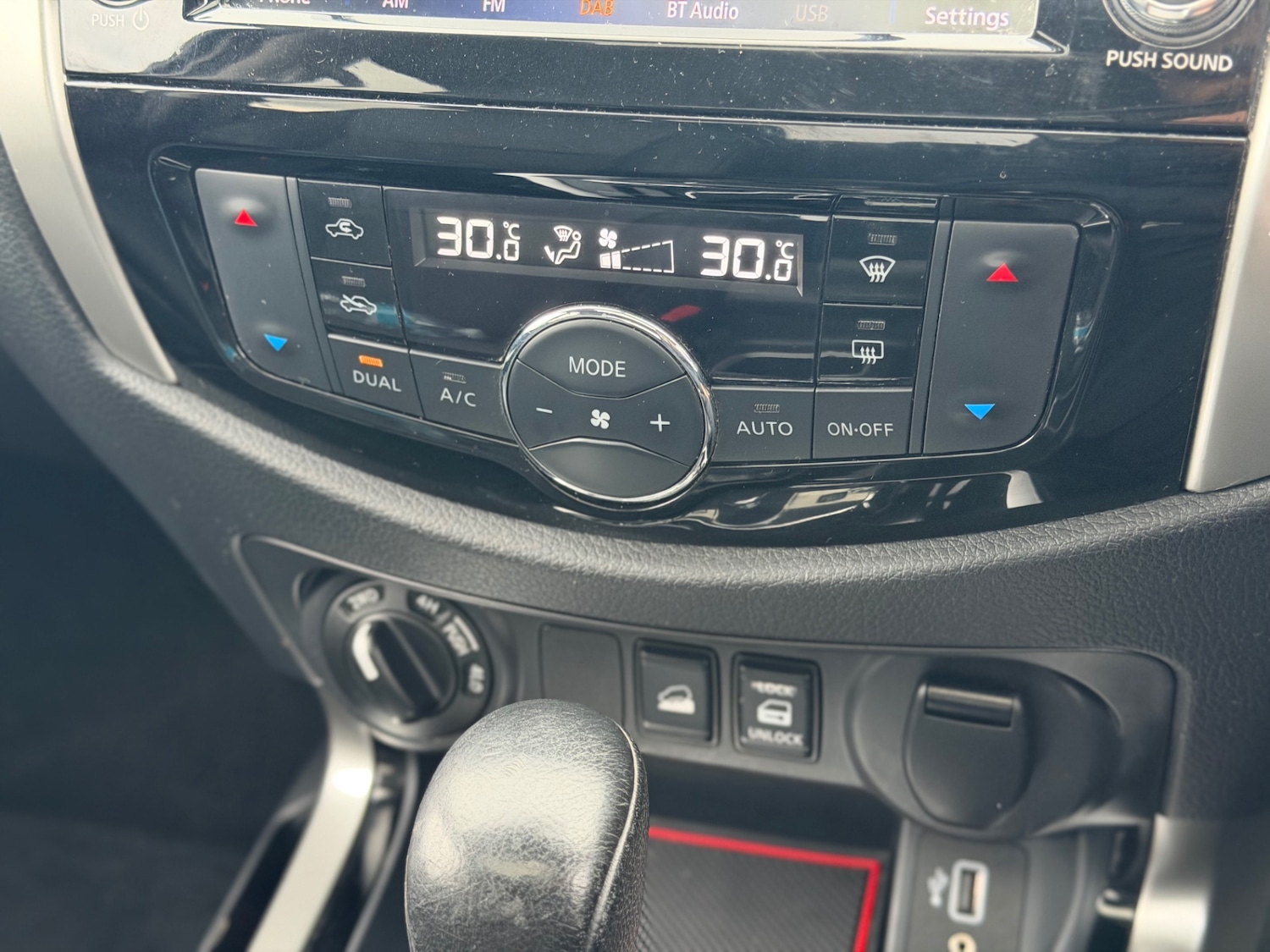 Used Nissan Navara 2021 for sale - 77562778: Photo 46