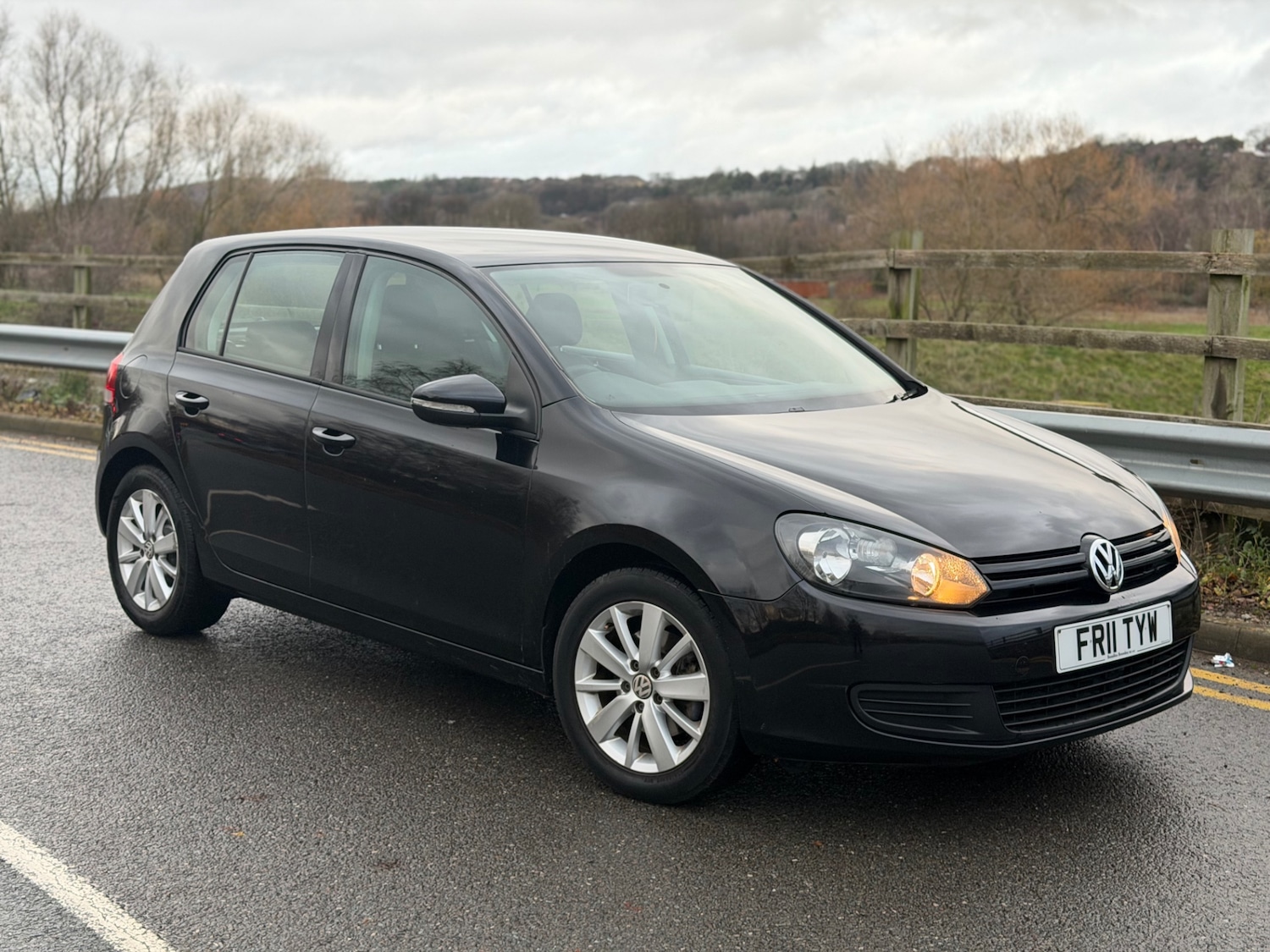 Used Volkswagen Golf 2011 for sale - 76882856: Photo 3
