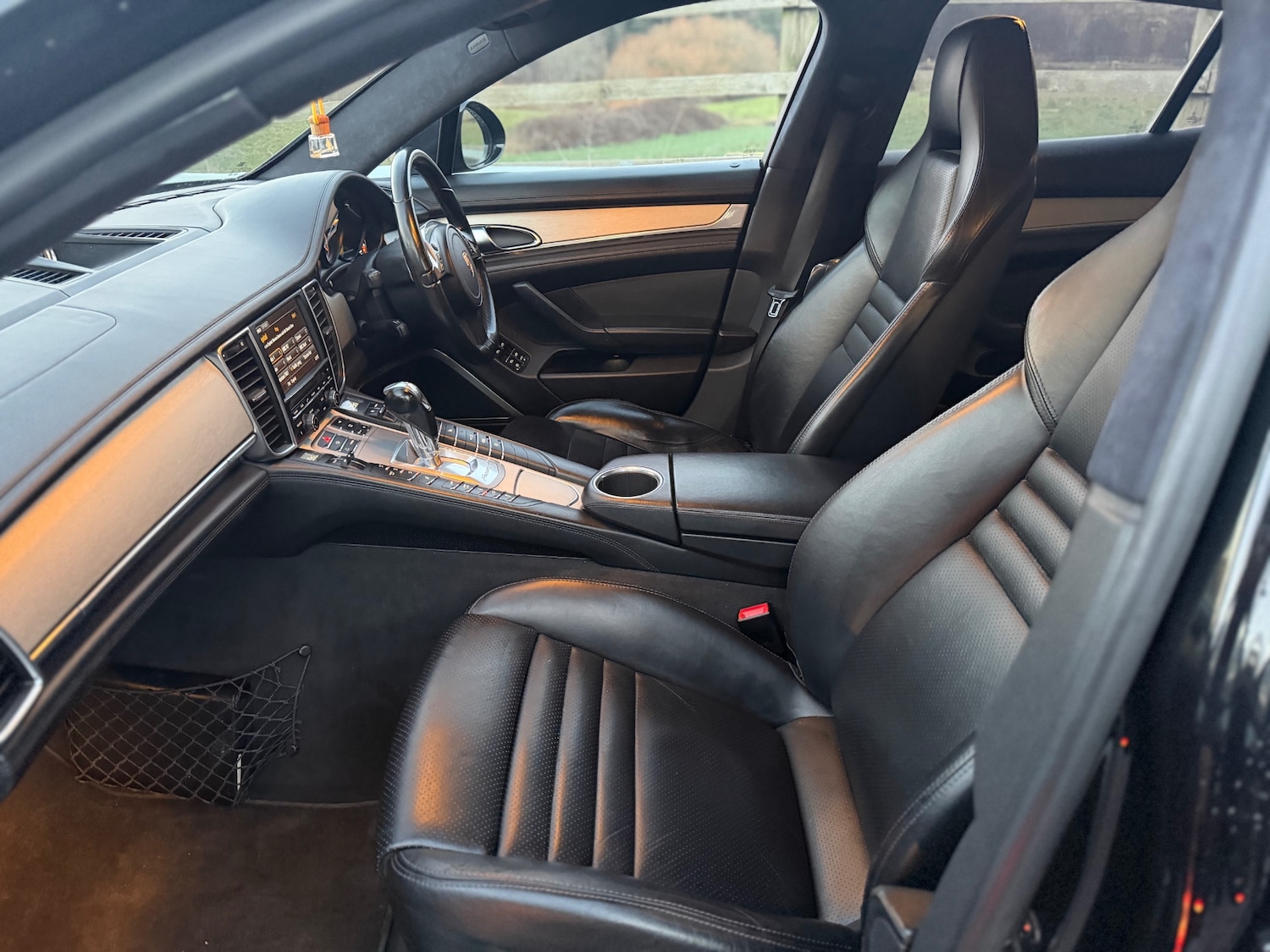 Used Porsche Panamera 2011 for sale - 77187093: Photo 24