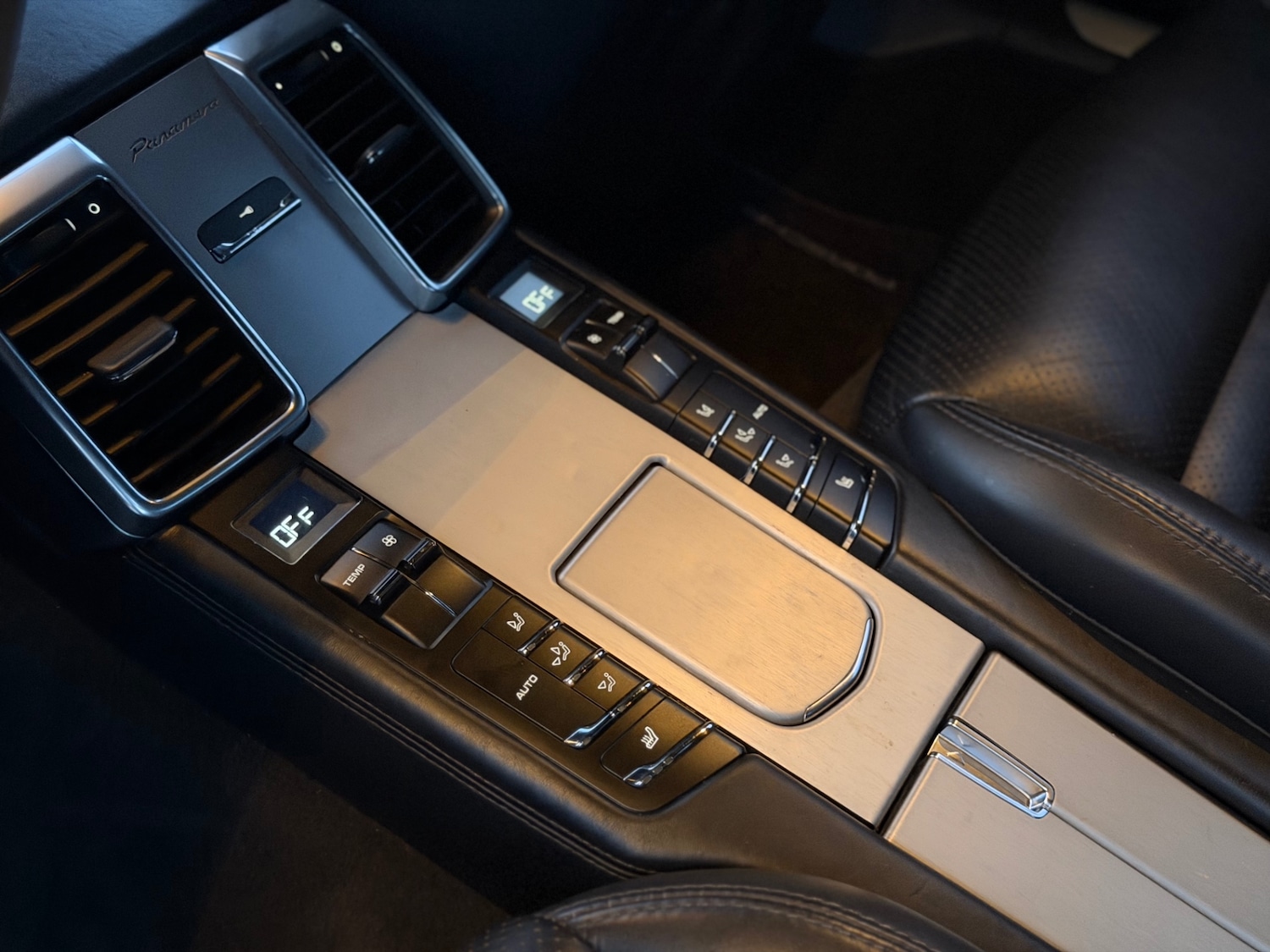 Used Porsche Panamera 2011 for sale - 77187093: Photo 26