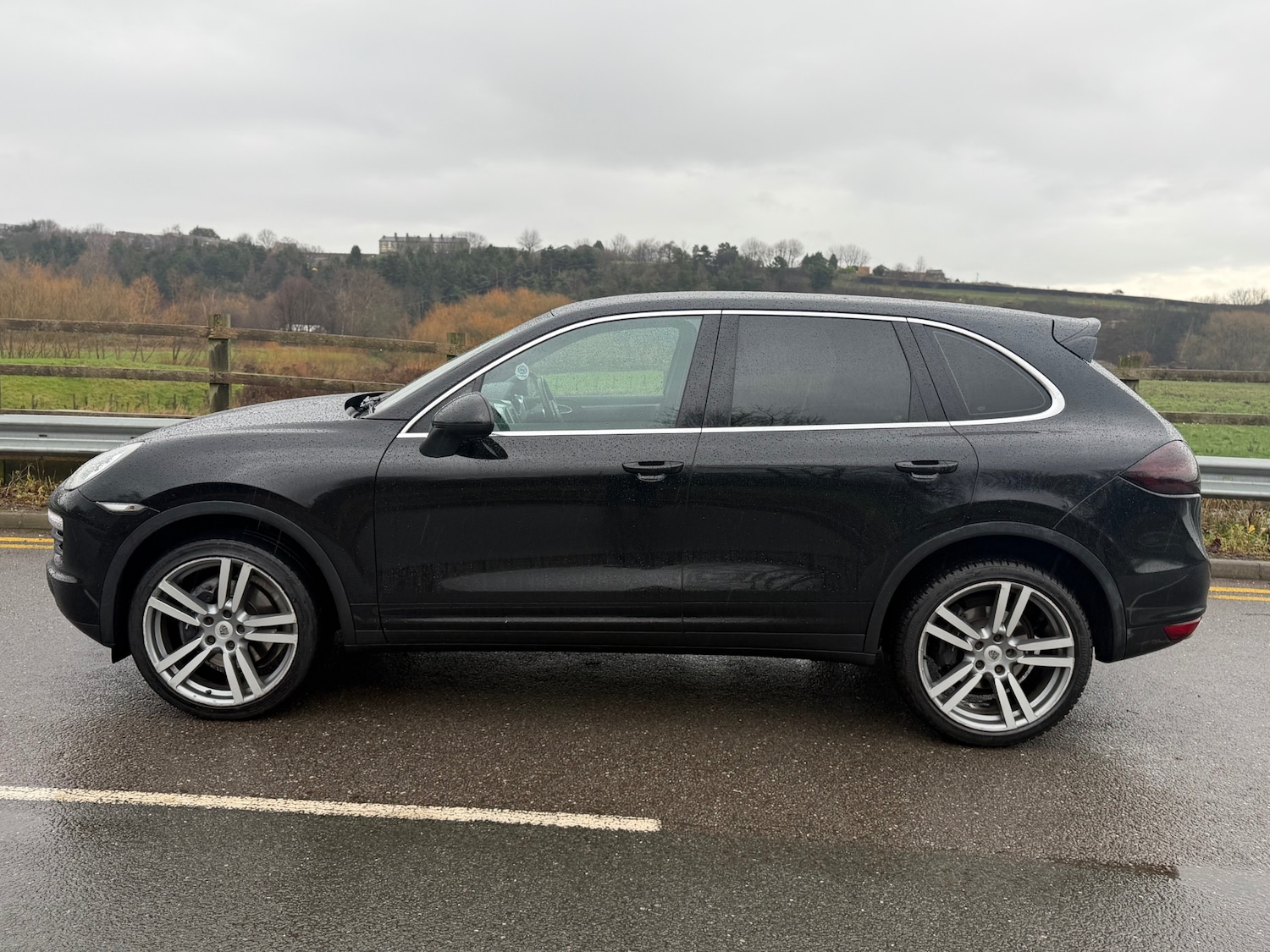 Used Porsche Cayenne 2012 for sale - 76947181: Photo 10