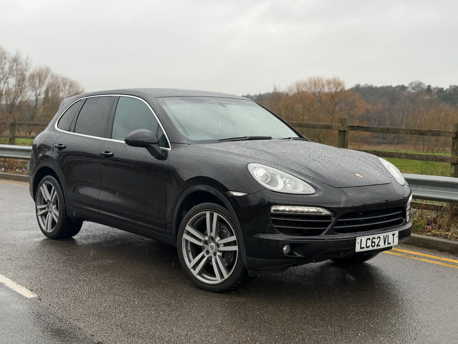 Used Porsche Cayenne 2012 for sale - 76947181: Photo 3