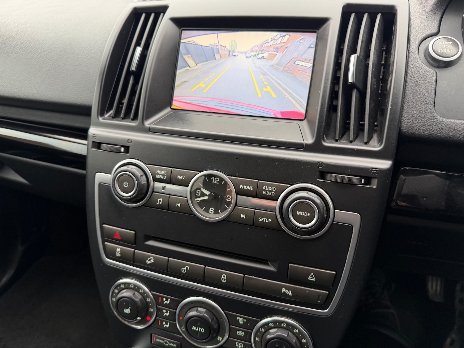 Used Land Rover Freelander 2013 for sale - 76748322: Photo 22