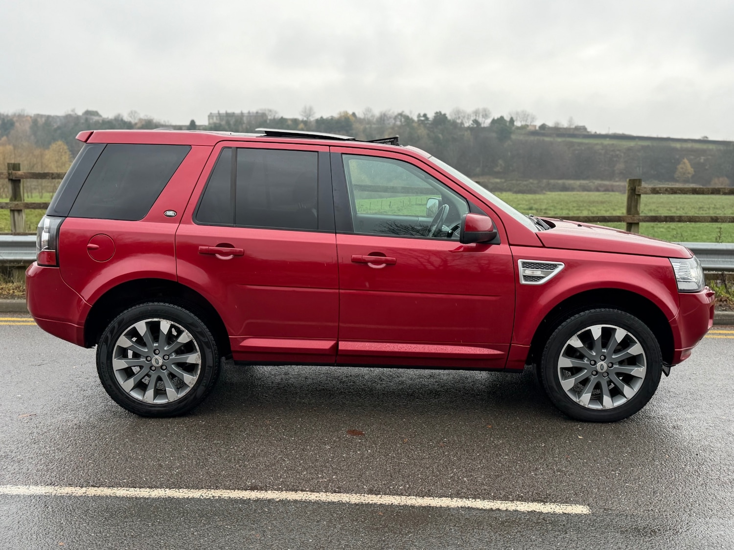 Used Land Rover Freelander 2013 for sale - 76748322: Photo 6