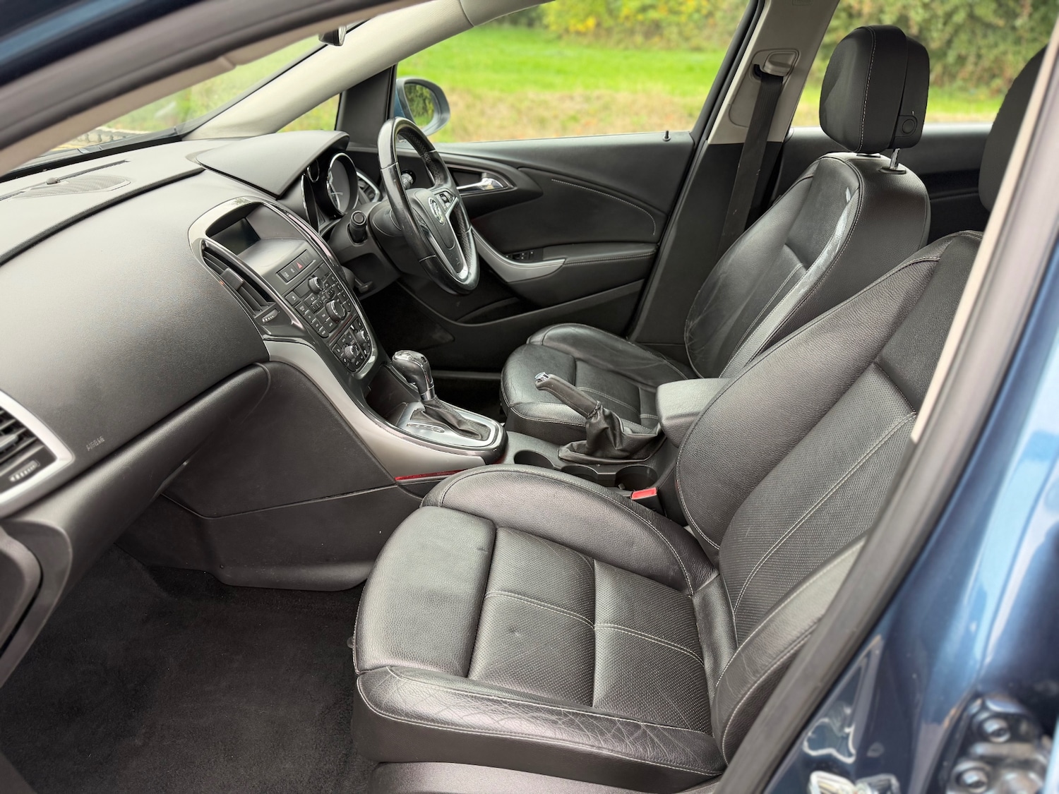 Used Vauxhall Astra 2012 for sale - 76426689: Photo 19