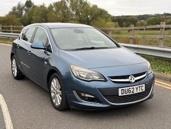 Used Vauxhall Astra 2012 for sale - 76426689: Photo