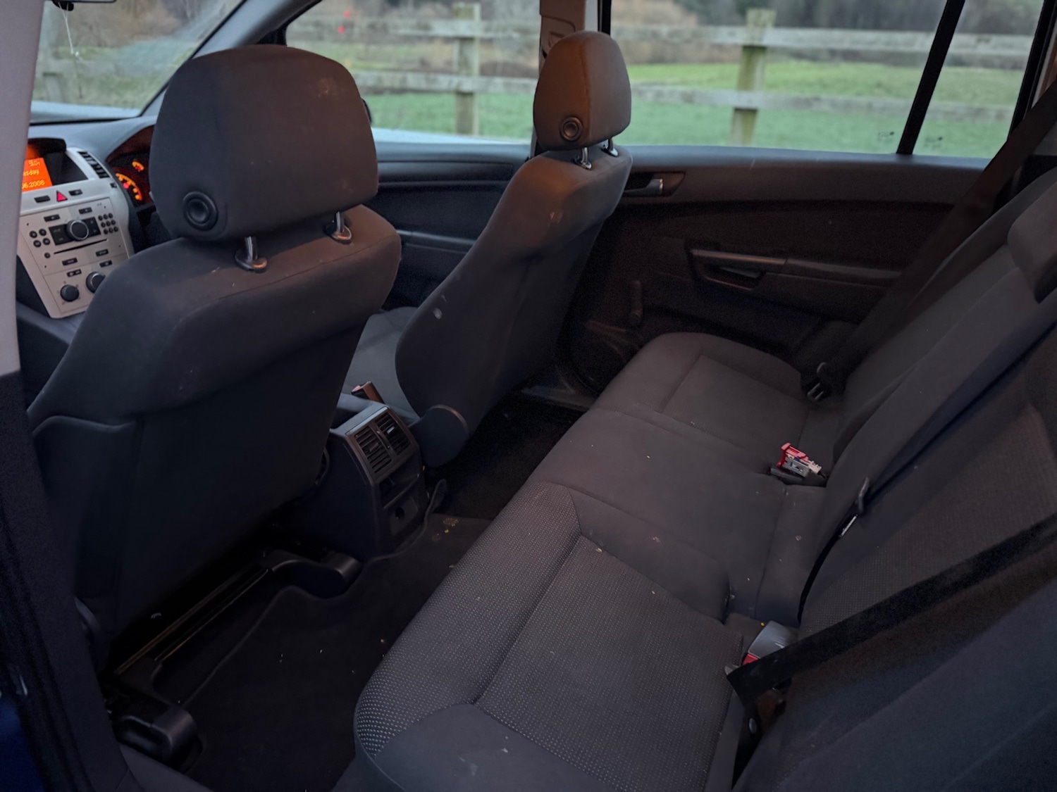 Used Vauxhall Zafira 2009 for sale - 76933306: Photo 20