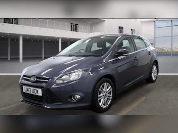 Used Ford Focus 2013 for sale - 76198555: Photo 2