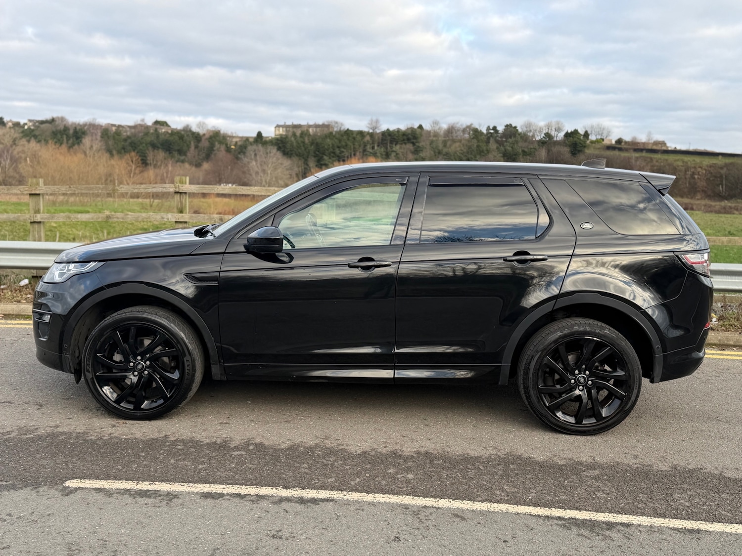 Used Land Rover Discovery Sport 2019 for sale - 77046465: Photo 10