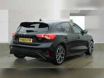 Used Ford Focus 2019 for sale - 78387820: Photo