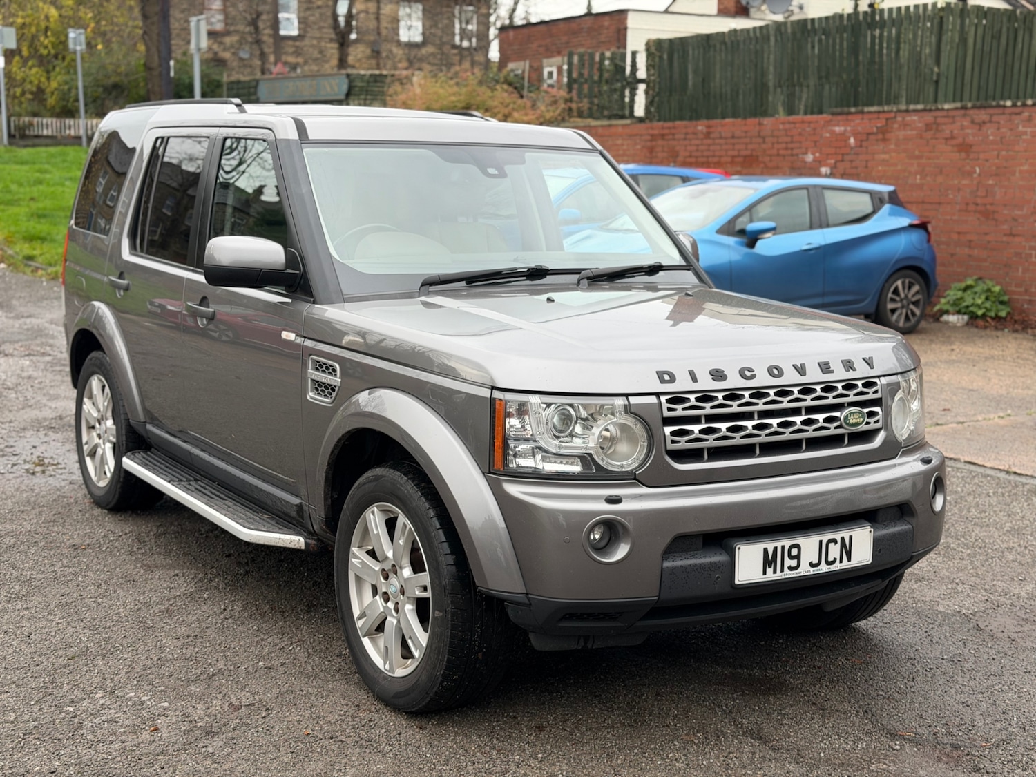 Used Land Rover Discovery 2010 for sale - 76625249: Photo 1