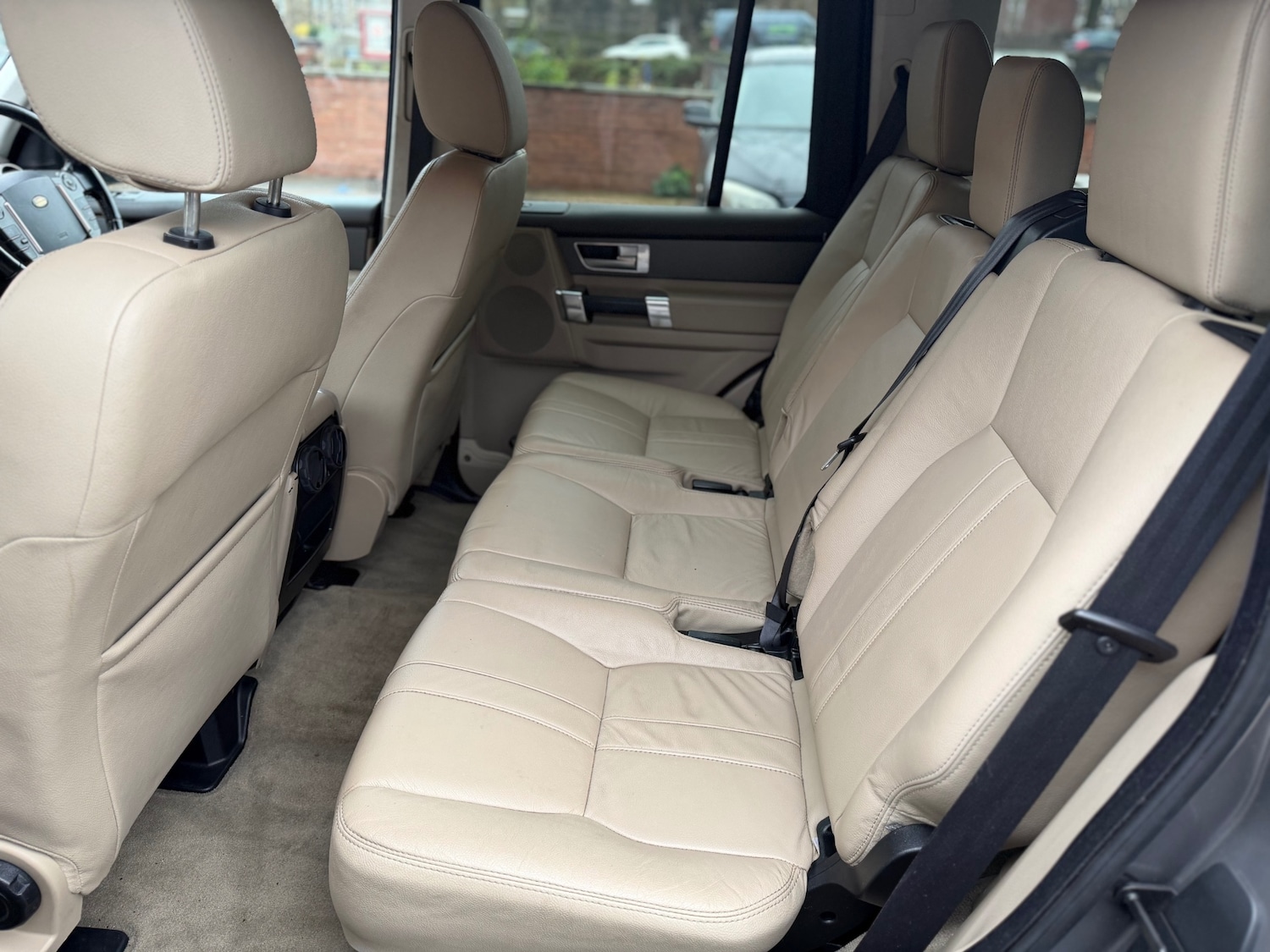 Used Land Rover Discovery 2010 for sale - 76625249: Photo 10