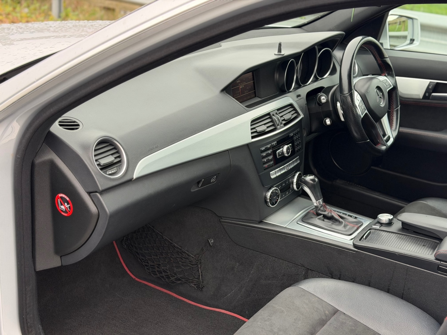 Used Mercedes-Benz C Class 2013 for sale - 76663683: Photo 16