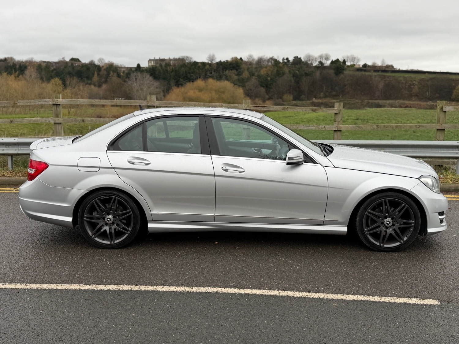 Used Mercedes-Benz C Class 2013 for sale - 76663683: Photo 6
