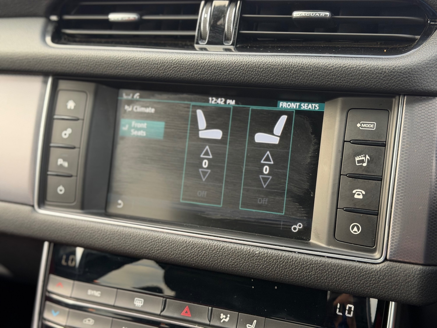 Used Jaguar XF 2016 for sale - 77950498: Photo 26