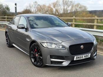 Used Jaguar XF 2016 for sale - 77950498: Photo