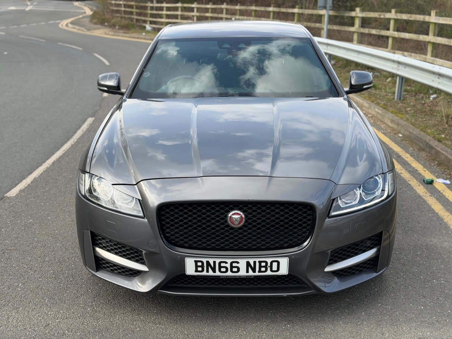 Used Jaguar XF 2016 for sale - 77950498: Photo 4