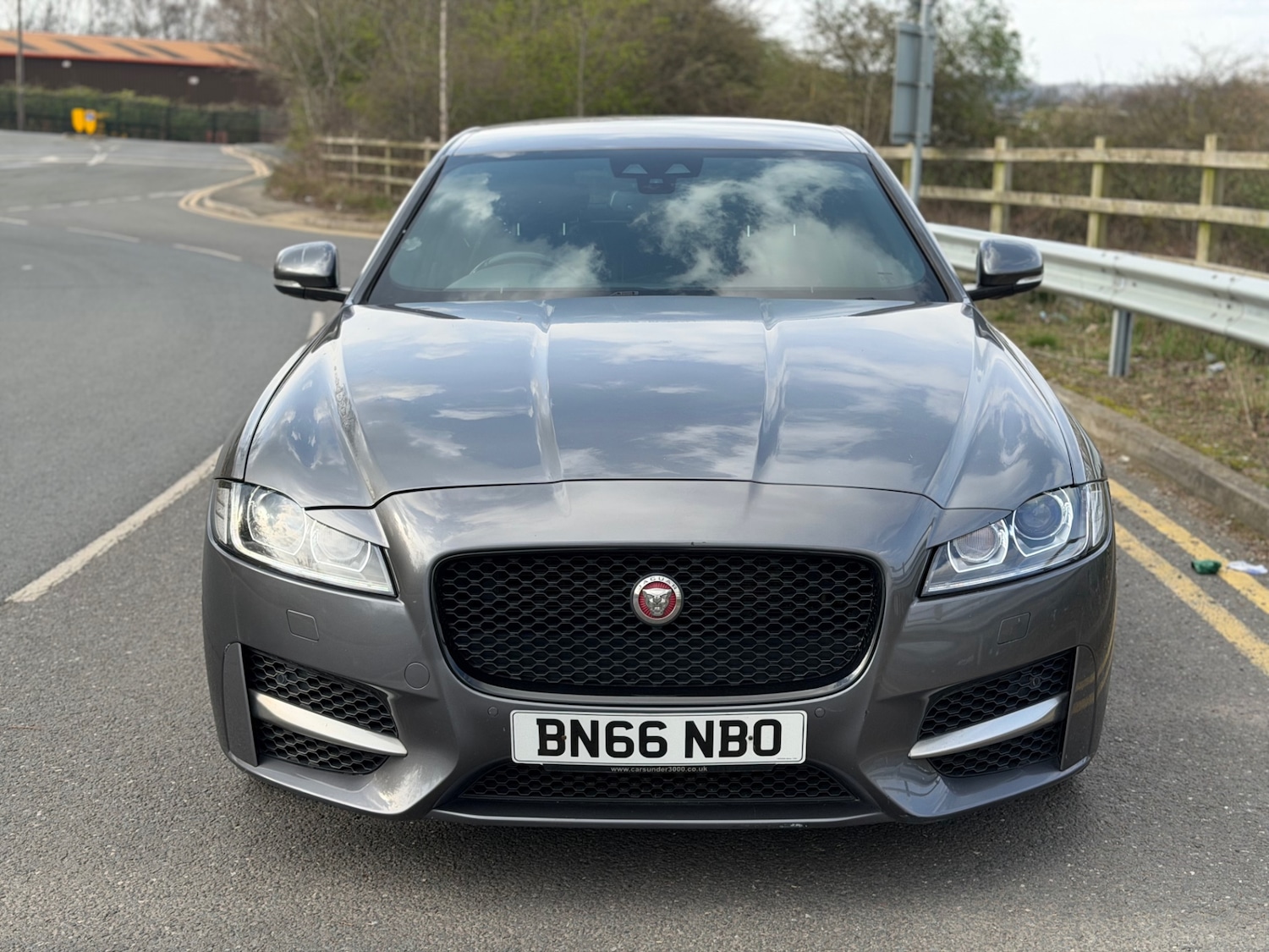 Used Jaguar XF 2016 for sale - 77950498: Photo 5