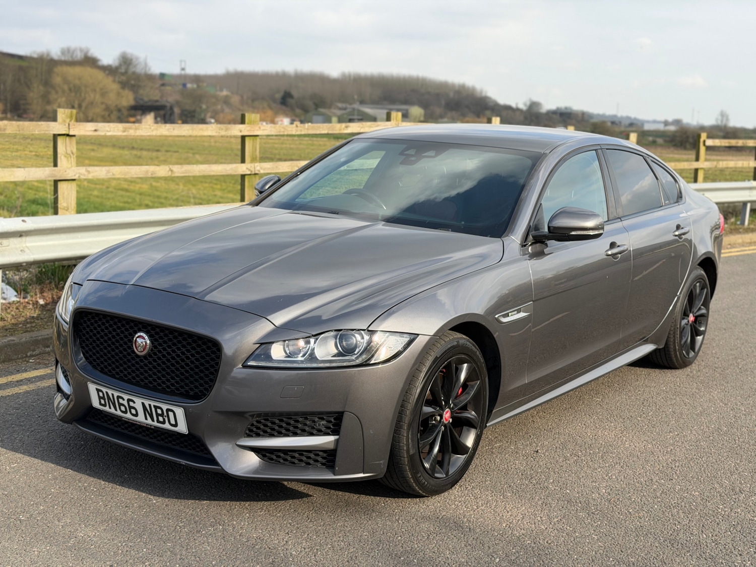 Used Jaguar XF 2016 for sale - 77950498: Photo 7