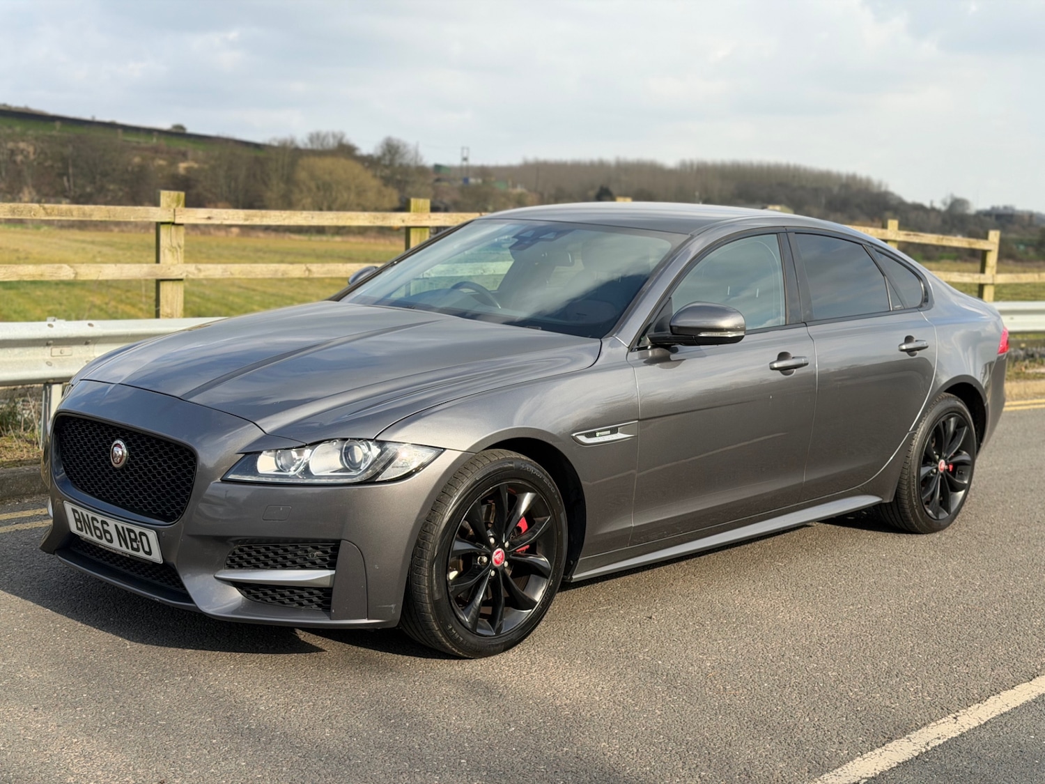 Used Jaguar XF 2016 for sale - 77950498: Photo 8