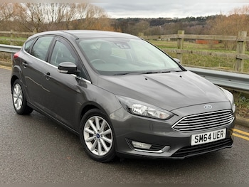 2015 (64) - 1.0 EcoBoost 125 Titanium 5dr