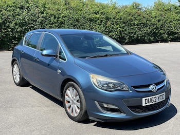 Used Vauxhall Astra 2012 for sale - 76159272: Photo 3