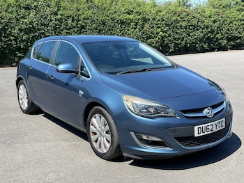Used Vauxhall Astra 2012 for sale - 76159272: Photo 4