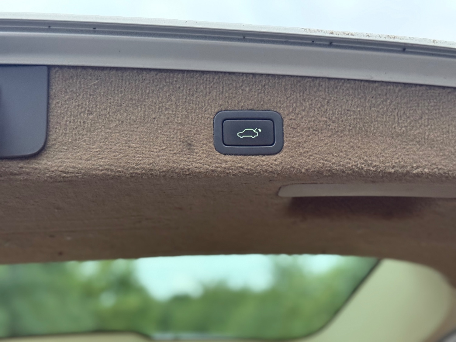 Used Volvo XC70 2008 for sale - 76945642: Photo 24