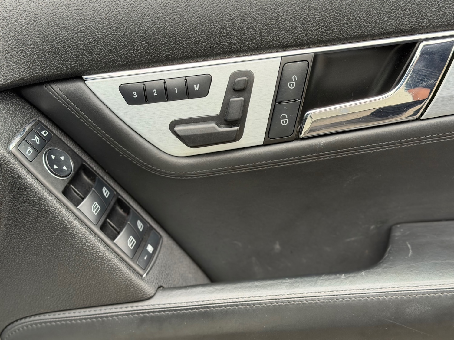 Used Mercedes-Benz C Class 2009 for sale - 77759308: Photo 40