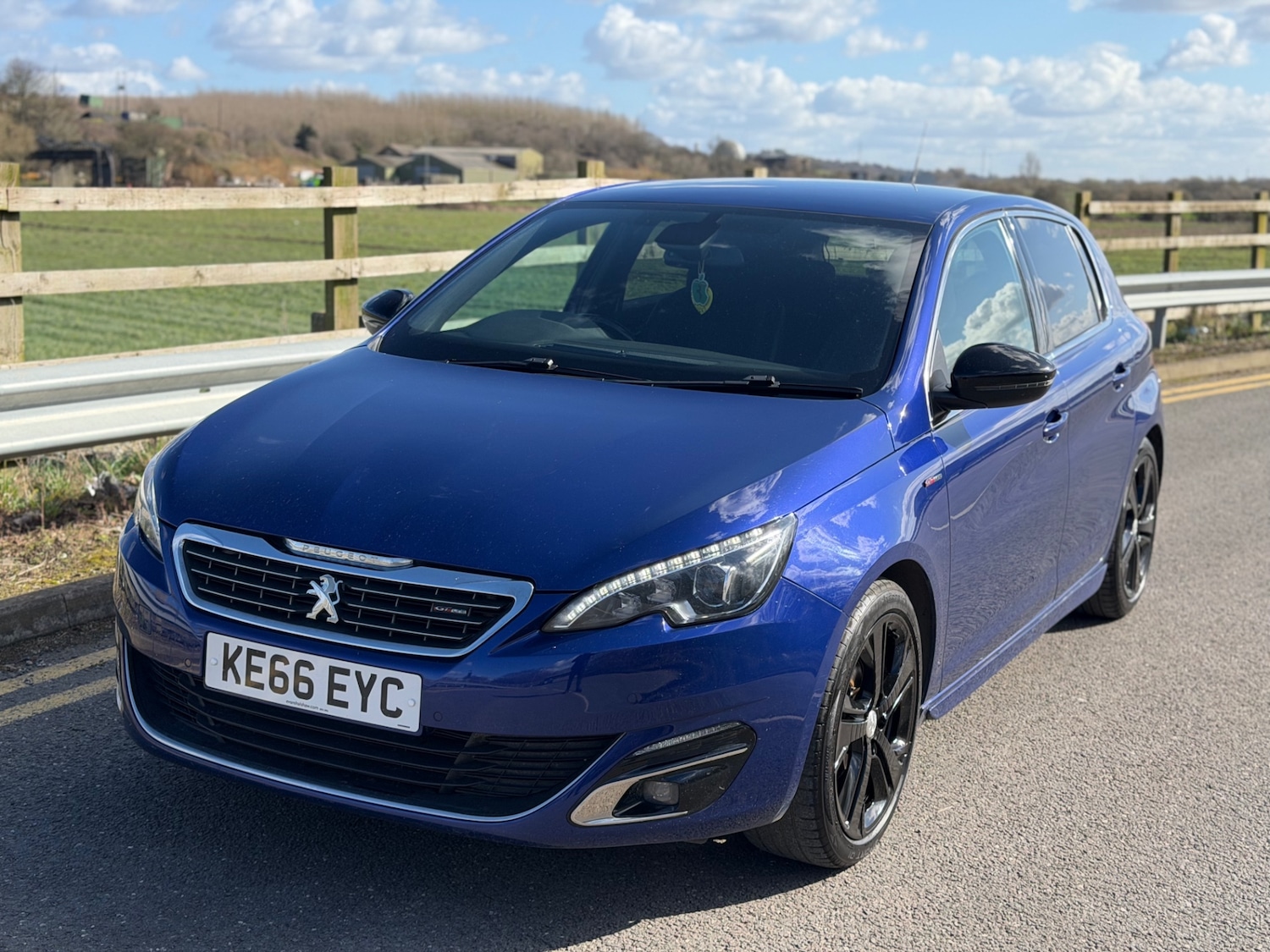 Used Peugeot 308 2017 for sale - 77889160: Photo 18