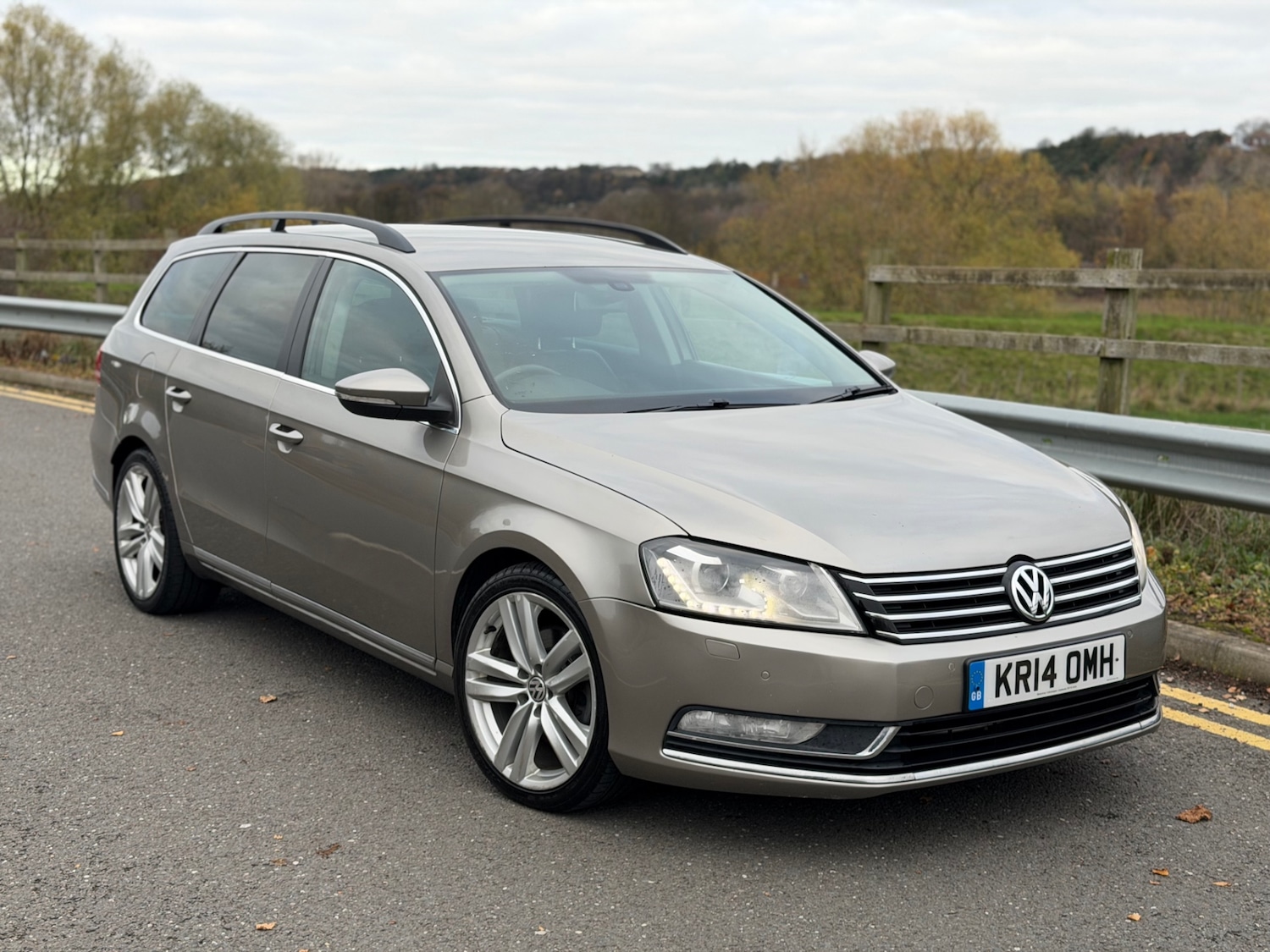 Used Volkswagen Passat 2014 for sale - 76594943: Photo 1