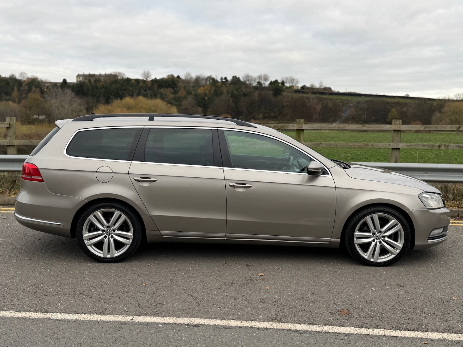 Used Volkswagen Passat 2014 for sale - 76594943: Photo 9