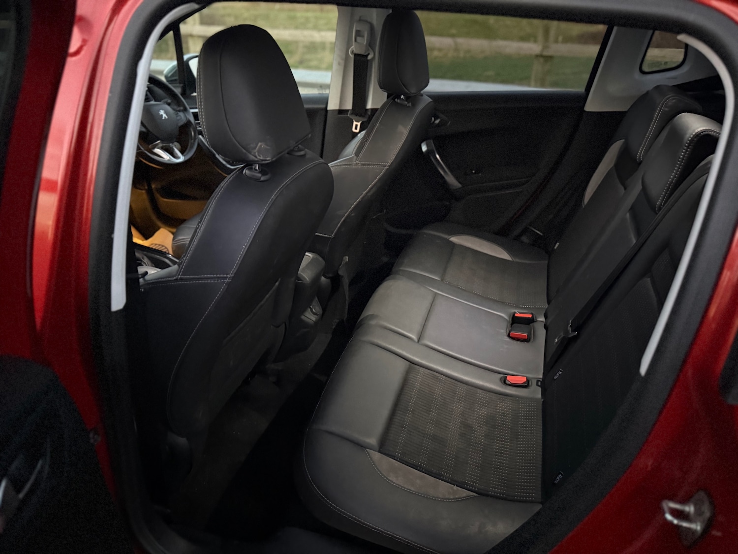 Used Peugeot 2008 2015 for sale - 77096831: Photo 15