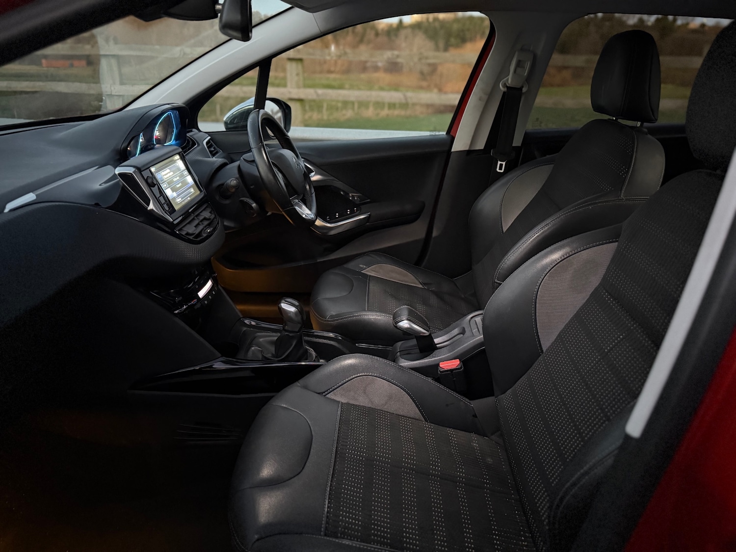 Used Peugeot 2008 2015 for sale - 77096831: Photo 17