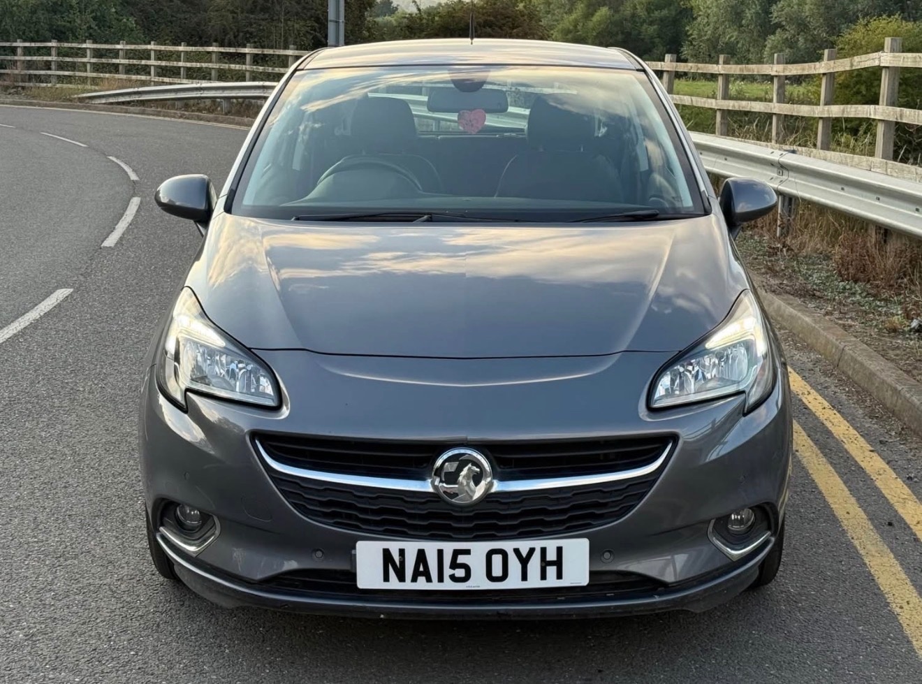 Used Vauxhall Corsa 2015 for sale - 76358274: Photo 2