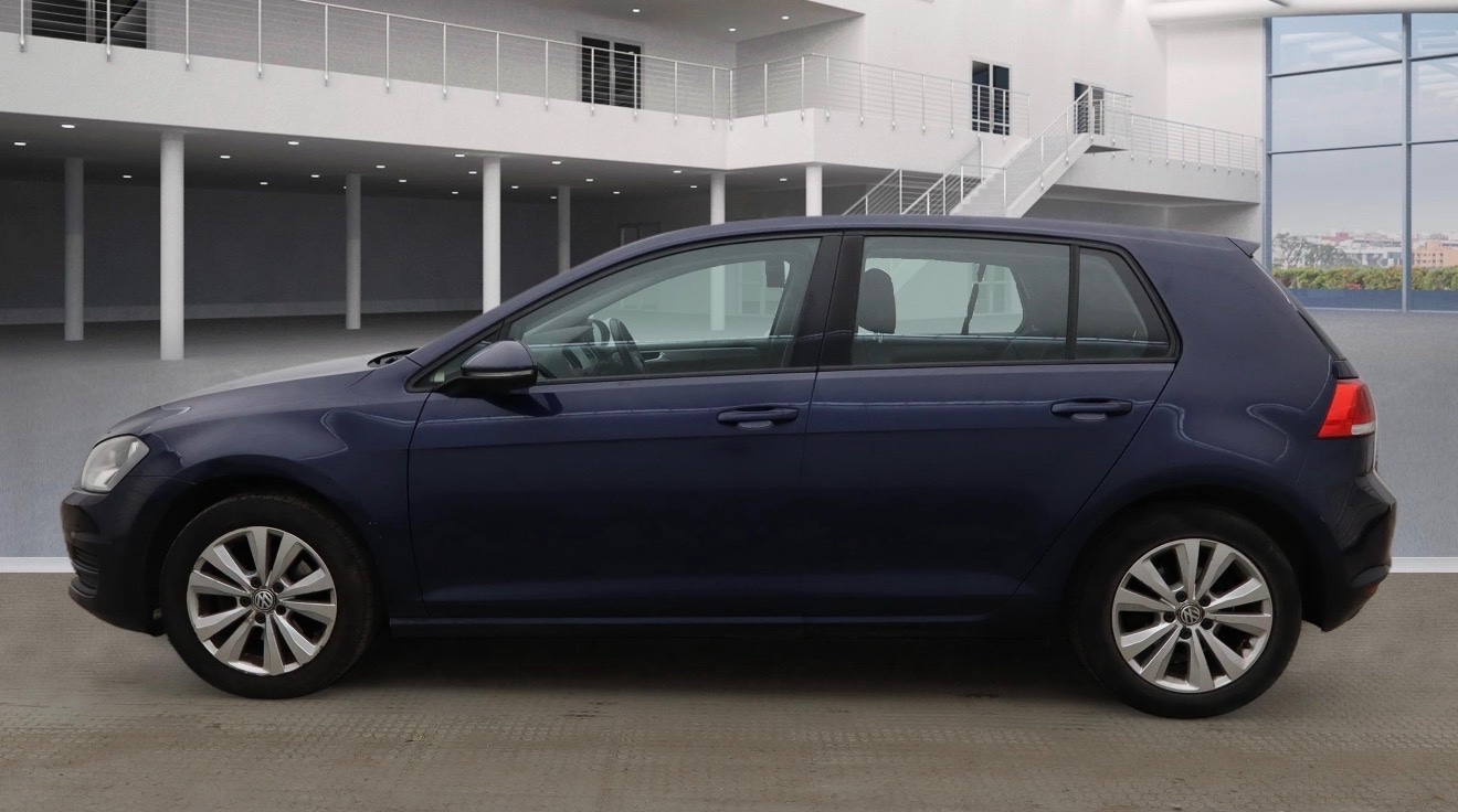 Used Volkswagen Golf 2014 for sale - 78061078: Photo 3