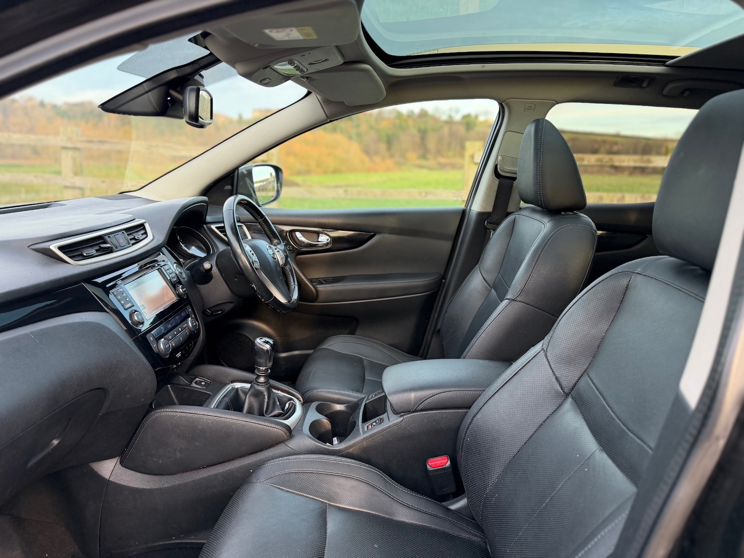 Used Nissan Qashqai 2014 for sale - 76652819: Photo 18